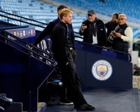 Napoli's Coach Describes UEFA Clash as Pupils vs Teachers Against Manchester City