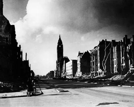 The Traitors Circle: A Propulsive Account of Resistance in Germany