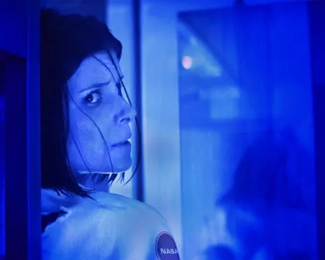 The Astronaut Review: Tense Moments and Mysterious Phenomena in a High-End Setting